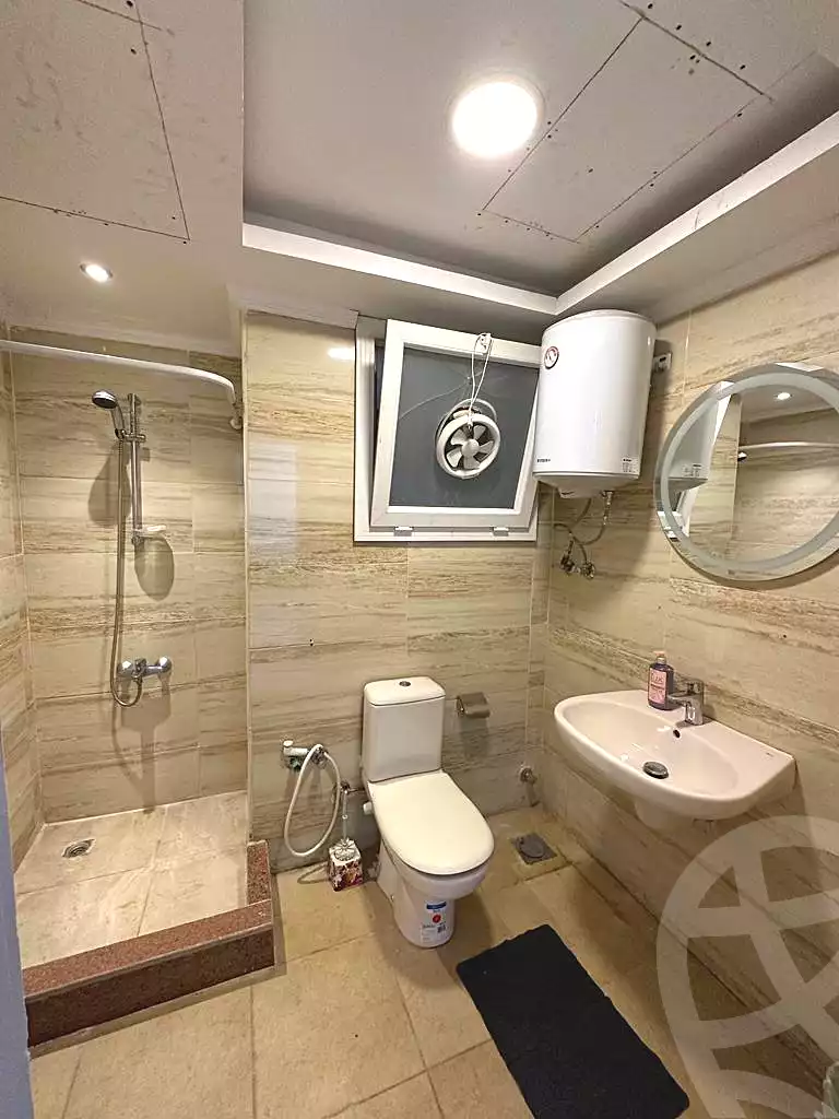 https://aqarmap.com.eg/ar/listing/7219353-for-rent-cairo-6th-of-october-shr-drym-lnd