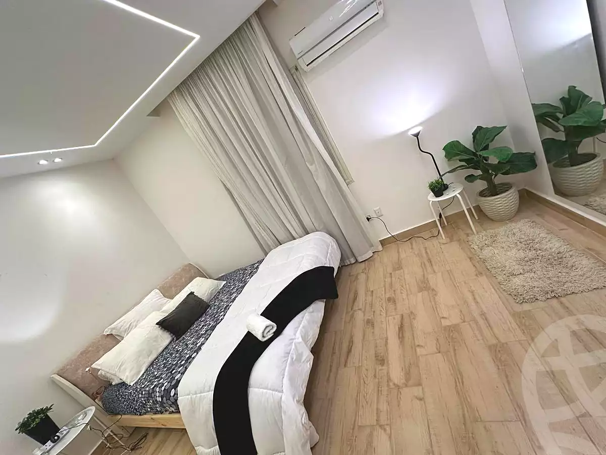 https://aqarmap.com.eg/ar/listing/7219361-for-rent-cairo-6th-of-october-shr-drym-lnd