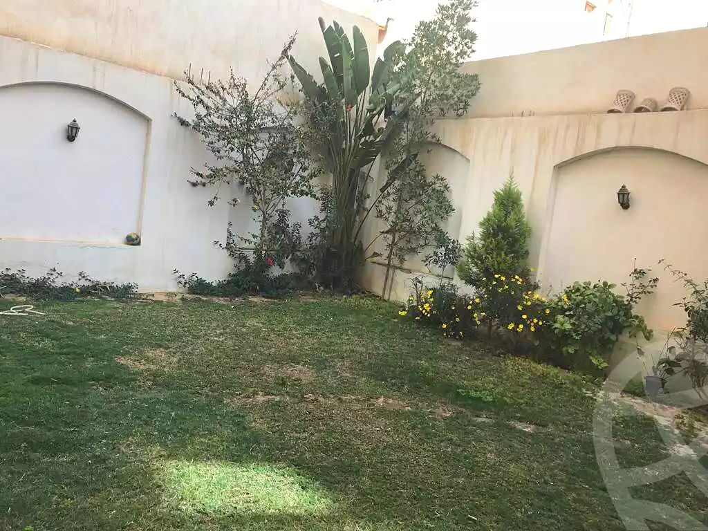 https://aqarmap.com.eg/ar/listing/7219385-for-sale-cairo-6th-of-october-el-hay-el-motamyz-fourth-touristic-village-dr-ezz-el-din-eissa-st