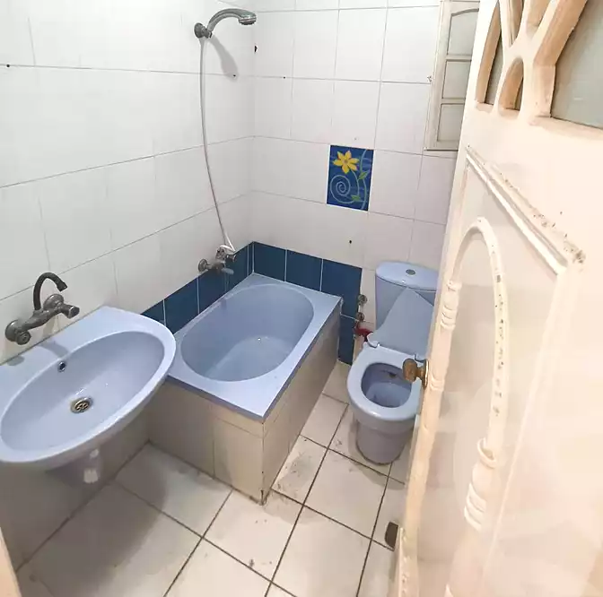 https://aqarmap.com.eg/ar/listing/7219556-for-sale-alexandria-al-agamy-l-jmy-lbhry-abd-el-hameed-radwan-st
