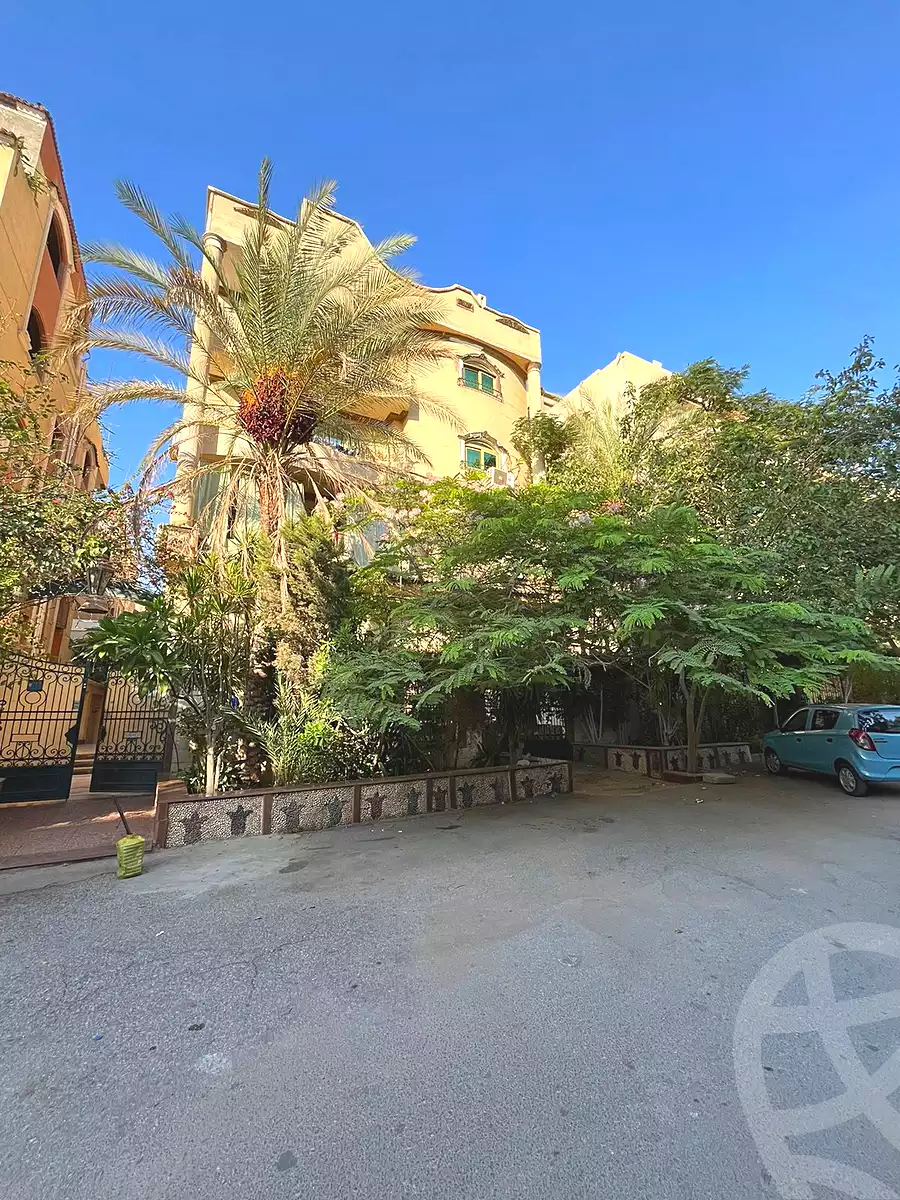 https://aqarmap.com.eg/ar/listing/7219707-for-sale-cairo-6th-of-october-central-axis