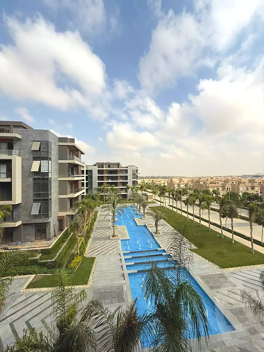 https://aqarmap.com.eg/en/listing/7220086-for-sale-cairo-new-cairo-compounds-el-patio-vida-compound-la-vista