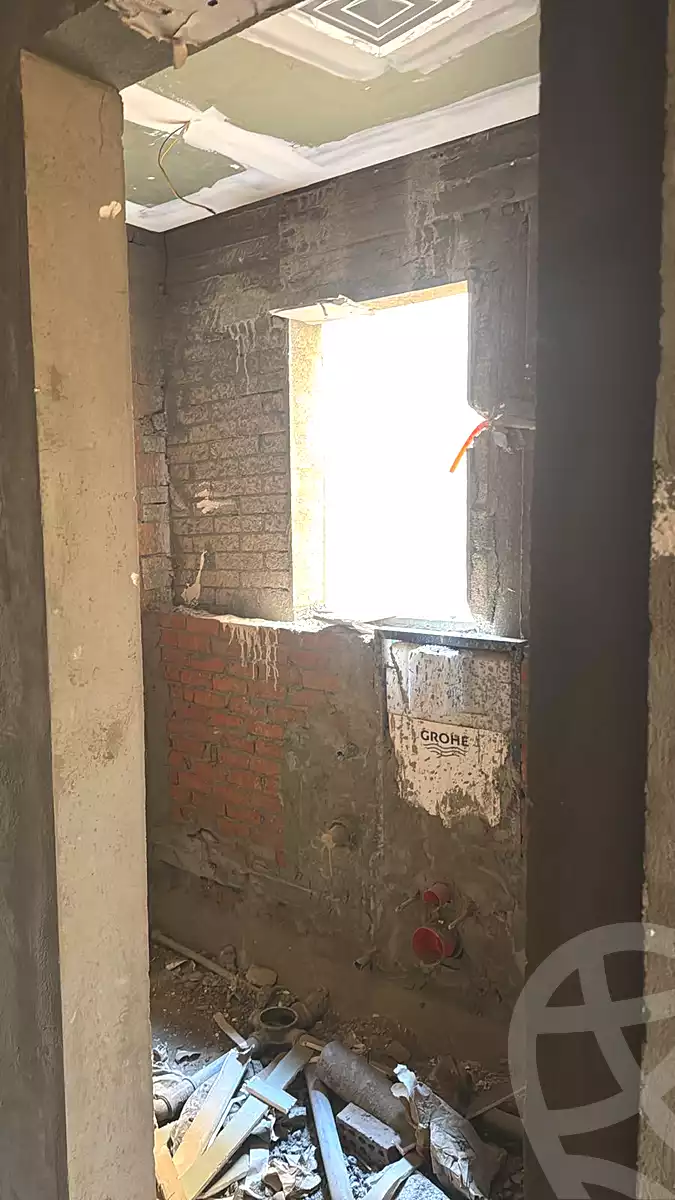 https://aqarmap.com.eg/en/listing/7220103-for-sale-cairo-el-shorouk-compounds-yfy-ryzydns