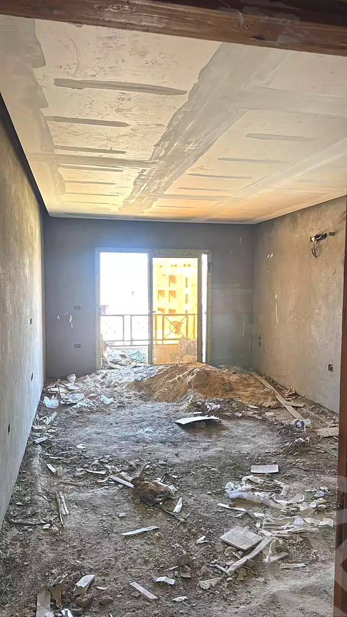 https://aqarmap.com.eg/en/listing/7220103-for-sale-cairo-el-shorouk-compounds-yfy-ryzydns