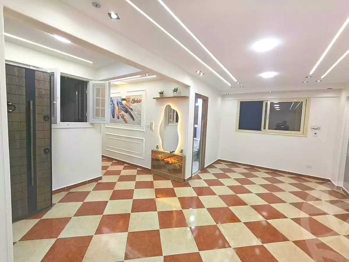 https://aqarmap.com.eg/ar/listing/7220306-for-sale-alexandria-sydy-bshr-sydy-bshr-bhry-shr-mhmwd-l-yswy