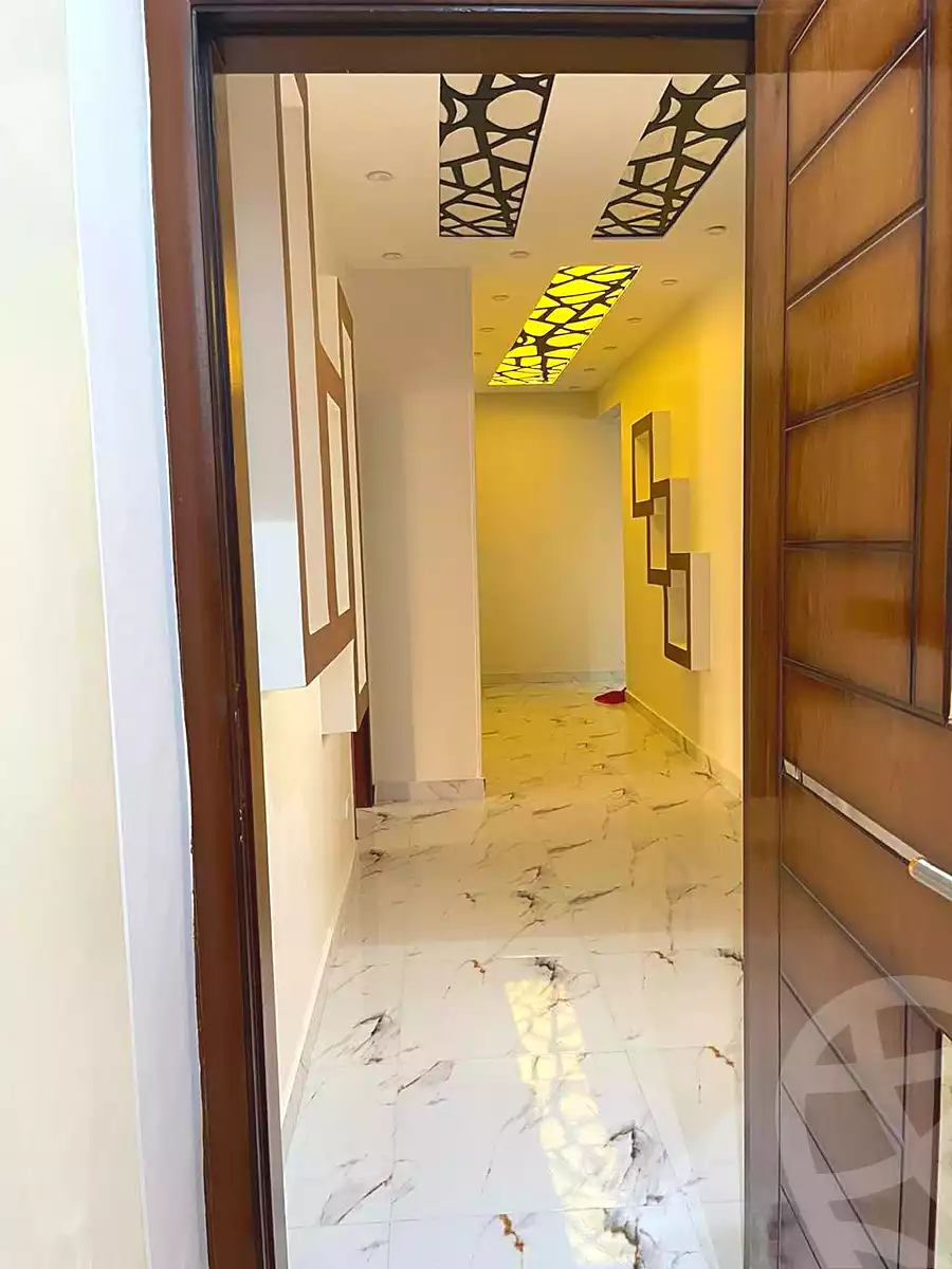 https://aqarmap.com.eg/ar/listing/7220310-for-sale-cairo-6th-of-october-el-ahyaa-neighborhood-3rd-street-39