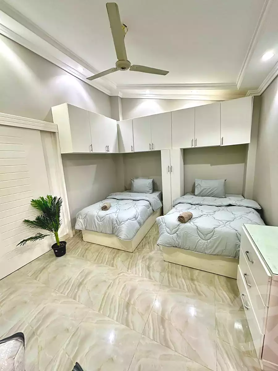 https://aqarmap.com.eg/ar/listing/7220476-for-sale-cairo-new-cairo-compounds-el-ashrafia