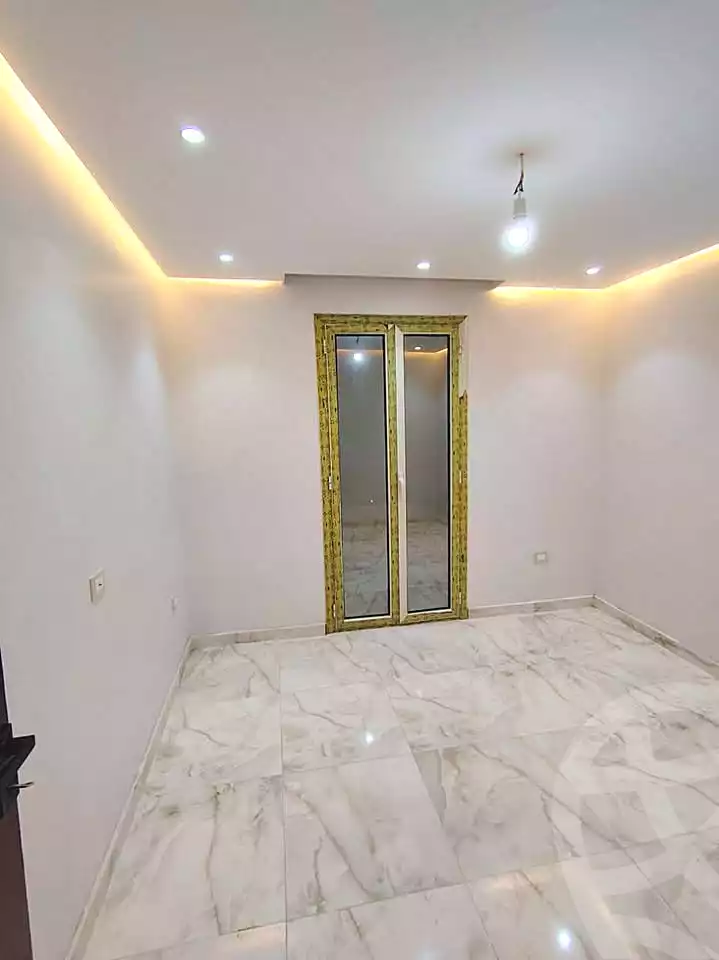 https://aqarmap.com.eg/ar/listing/7220521-for-rent-alexandria-moharram-bey
