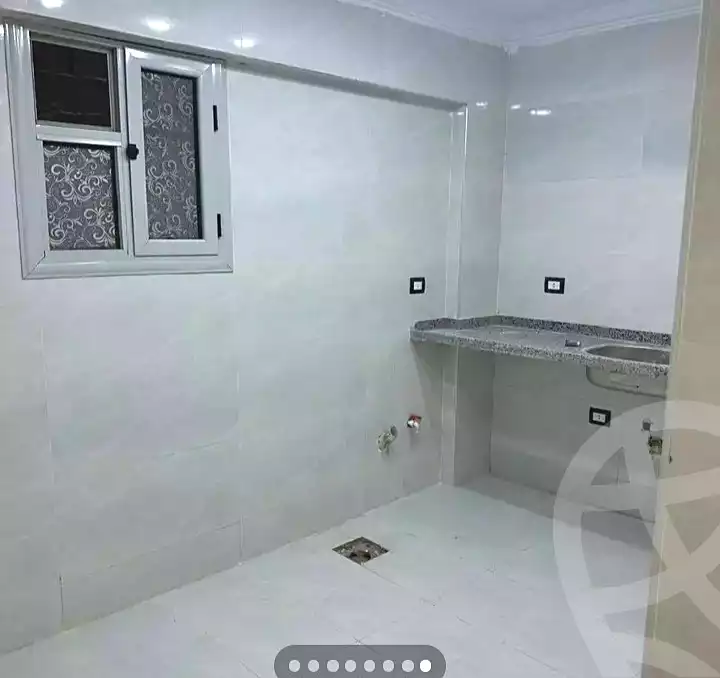 https://aqarmap.com.eg/en/listing/7220528-for-sale-alexandria-al-agamy-el-hanouvel-radwan-st