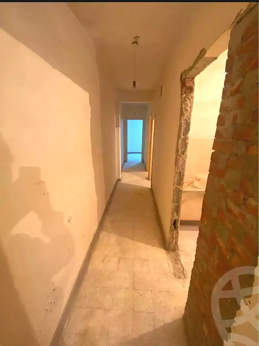 https://aqarmap.com.eg/ar/listing/7220625-for-sale-alexandria-ganaklis