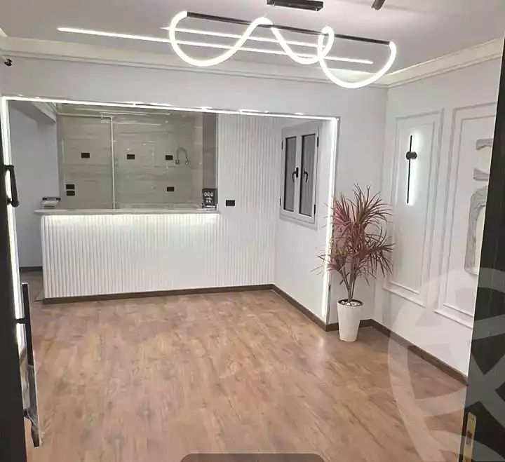 https://aqarmap.com.eg/ar/listing/7220645-for-sale-alexandria-miami-shr-jml-bd-lnsr