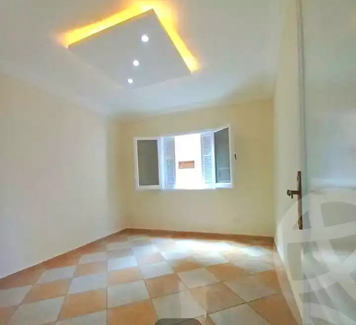 https://aqarmap.com.eg/ar/listing/7220749-for-sale-alexandria-miami-shr-jml-bd-lnsr