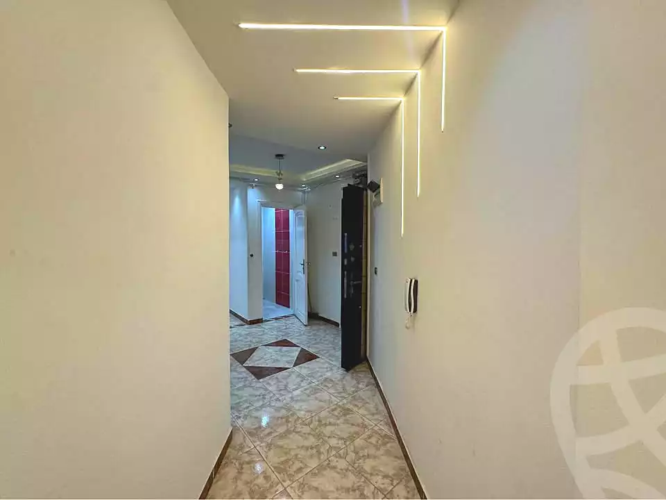 https://aqarmap.com.eg/ar/listing/7220877-for-sale-alexandria-miami-el-sebaey-st