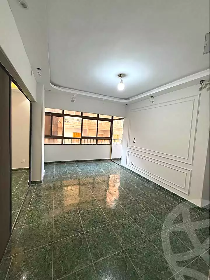 https://aqarmap.com.eg/ar/listing/7220918-for-sale-alexandria-el-asafra-shr-45