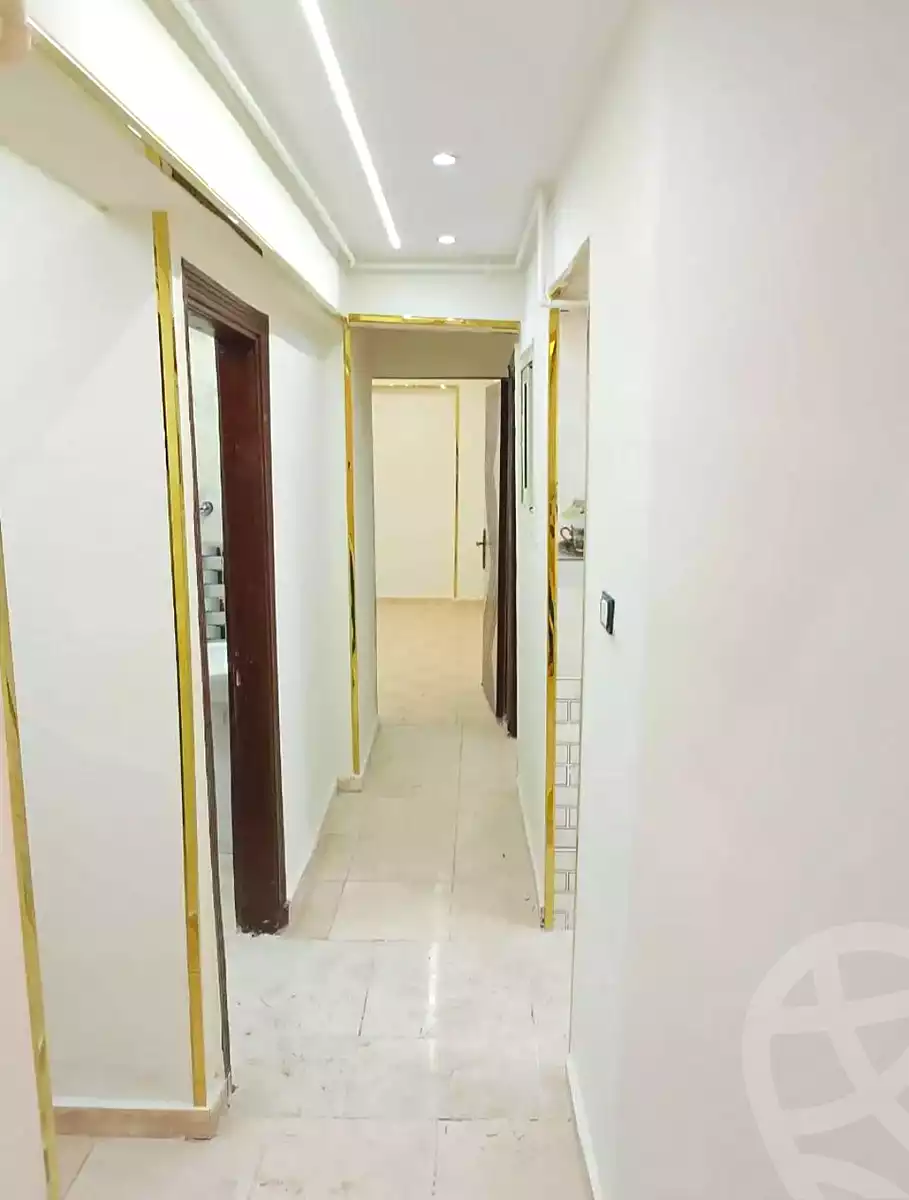 https://aqarmap.com.eg/ar/listing/7220954-for-sale-alexandria-al-agamy-el-hanouvel