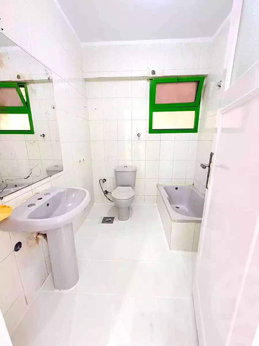 https://aqarmap.com.eg/ar/listing/7220992-for-sale-alexandria-al-agamy-shataa-el-nakheel