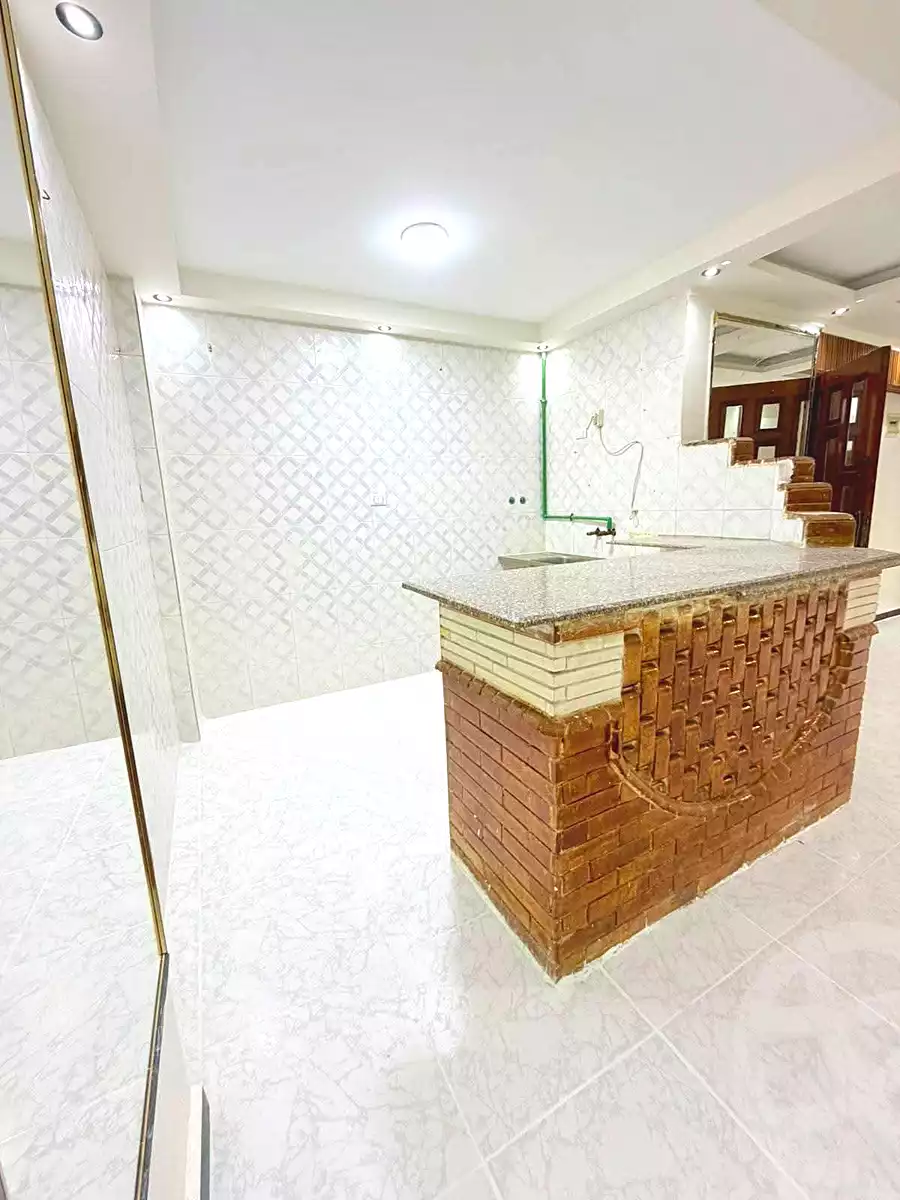 https://aqarmap.com.eg/ar/listing/7220992-for-sale-alexandria-al-agamy-shataa-el-nakheel