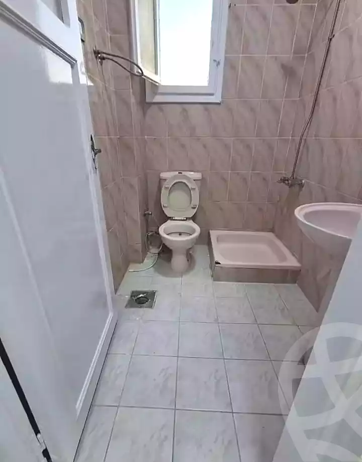 https://aqarmap.com.eg/ar/listing/7221599-for-sale-alexandria-al-agamy-shataa-el-nakheel