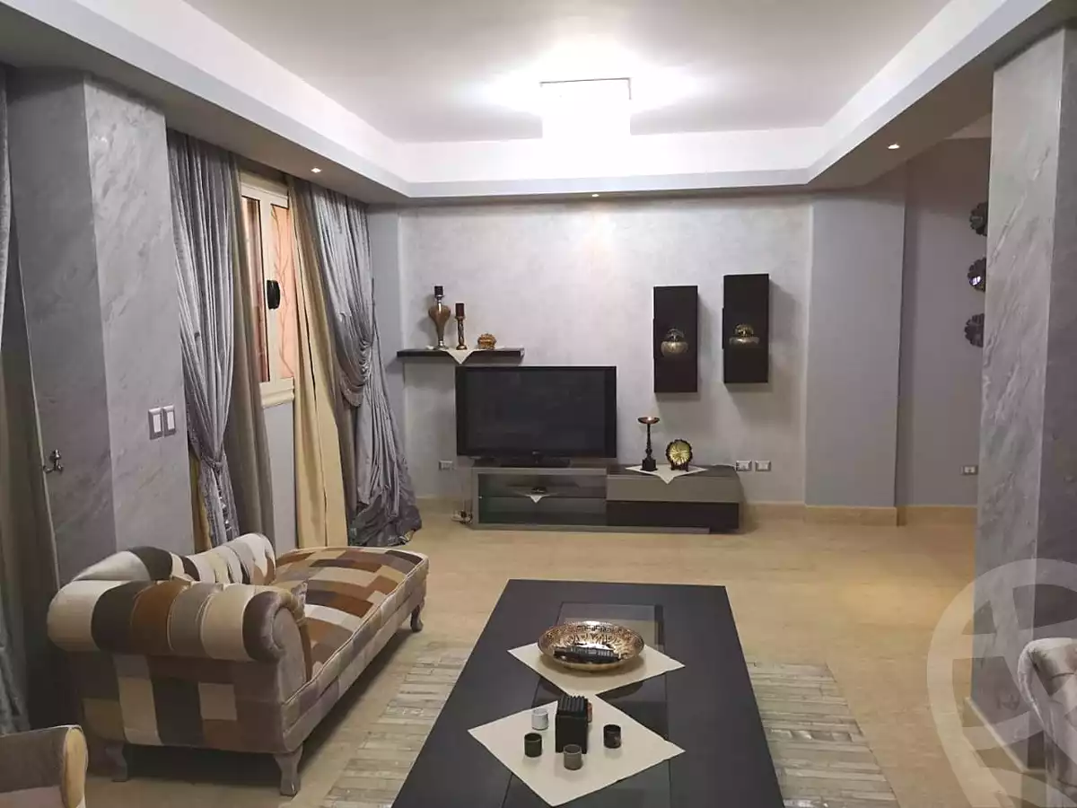 https://aqarmap.com.eg/ar/listing/7221607-for-sale-cairo-new-cairo-compounds-kmbwnd-lnkhyl