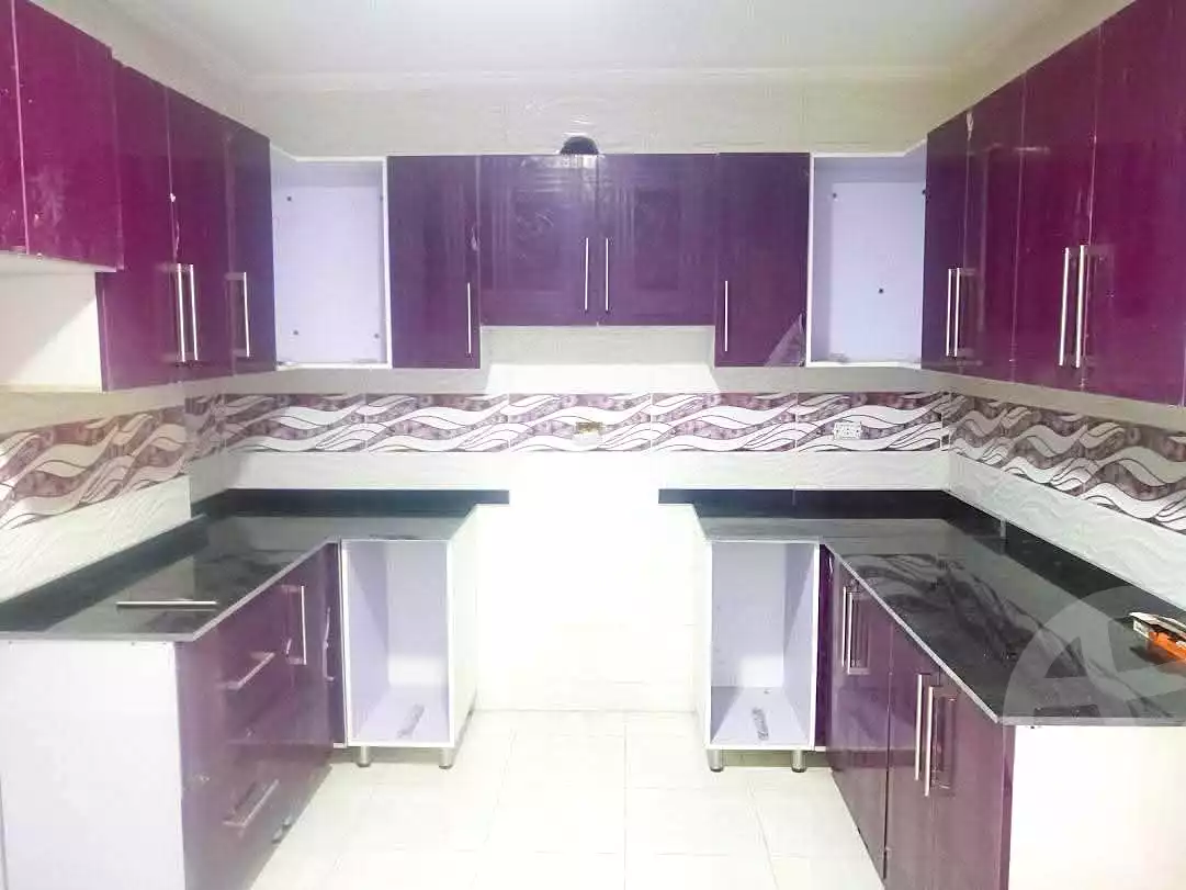 https://aqarmap.com.eg/ar/listing/7221674-for-sale-cairo-helwan-kwrnysh-hlwn