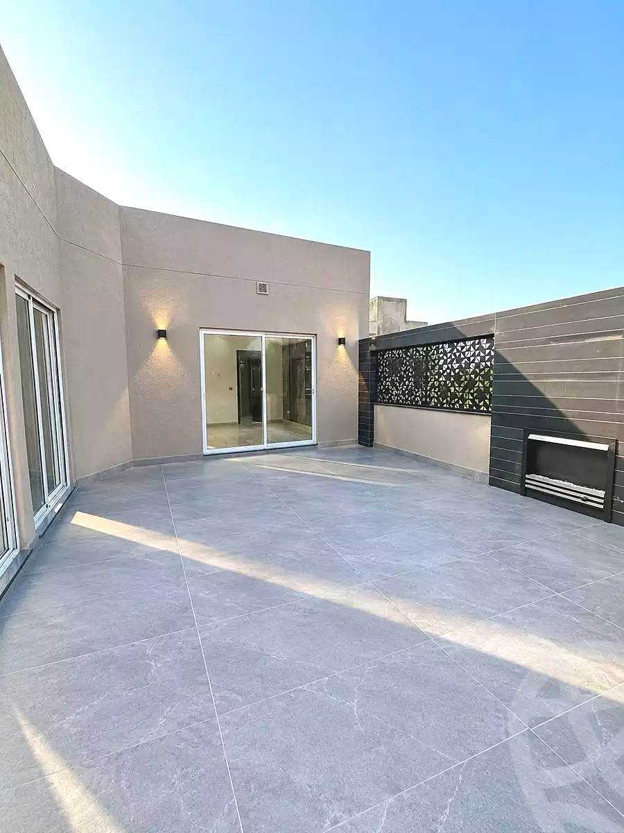 https://aqarmap.com.eg/en/listing/7221686-for-sale-cairo-new-cairo-compounds-el-patio-town-compound-la-vista