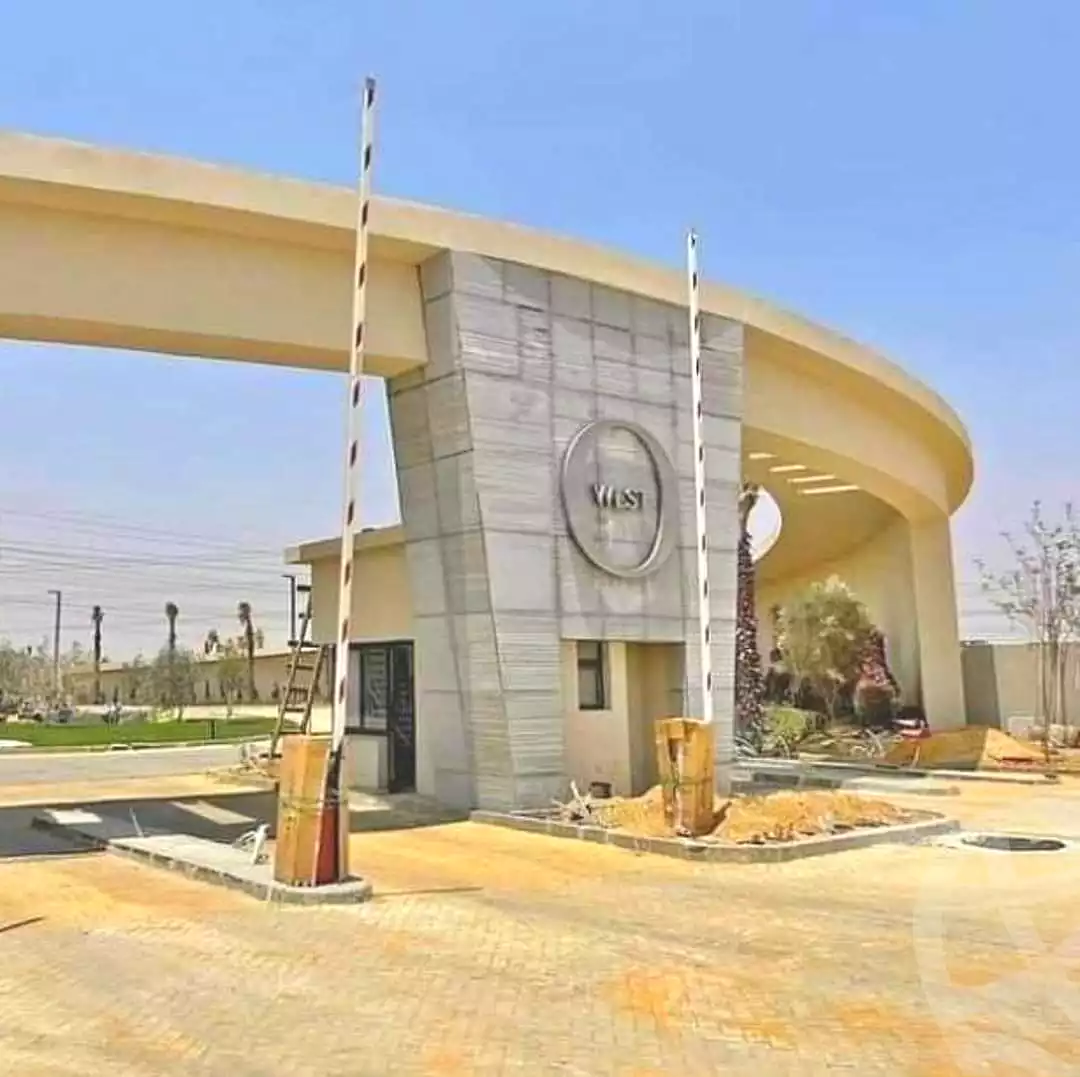 شقة بـ٣ غرف نوم في كلوب يارد اويست، صورة ٣ من ١٠