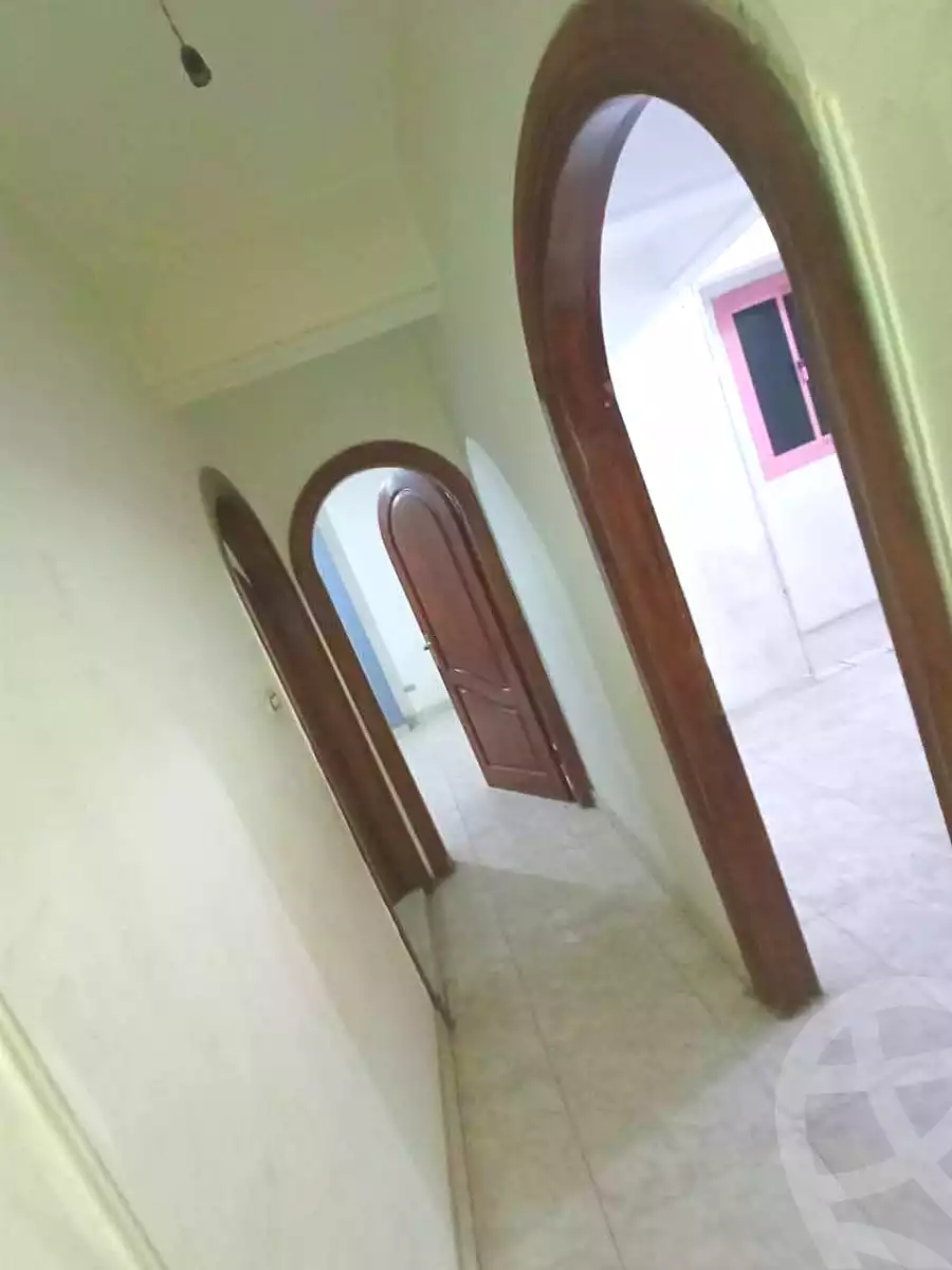 https://aqarmap.com.eg/ar/listing/7221775-for-sale-cairo-helwan-helwan-el-sharkeya-thabit-basha-st