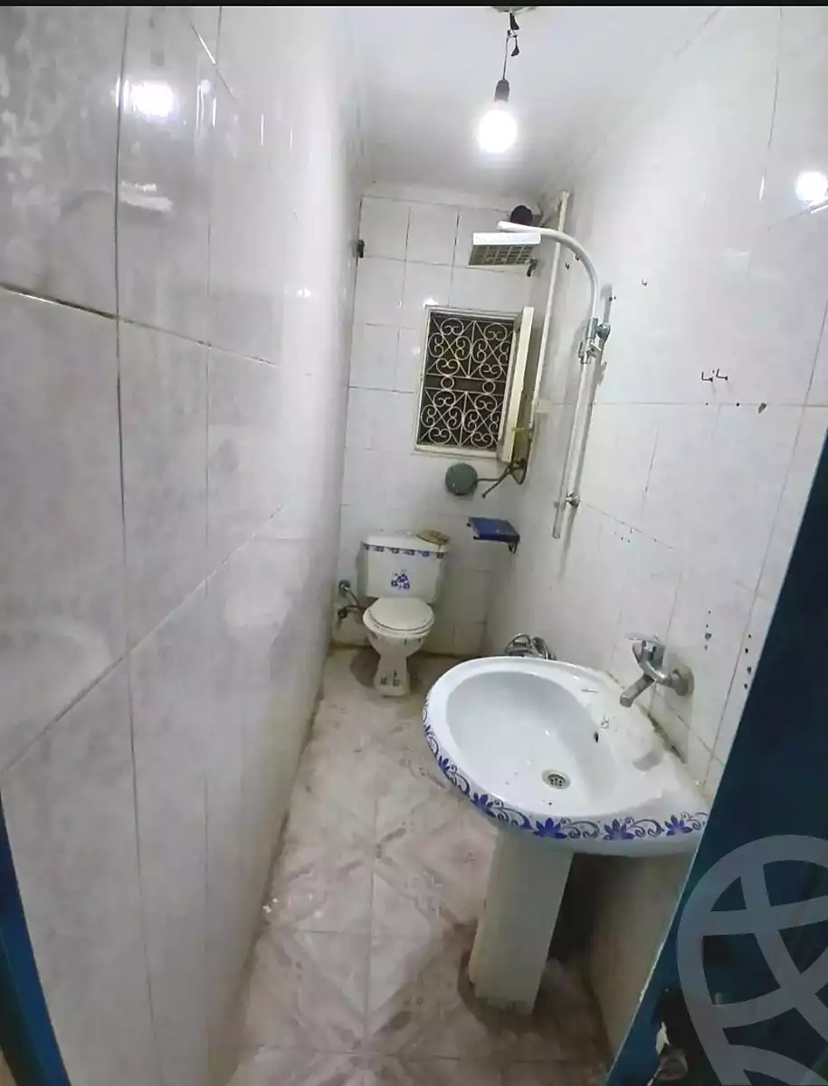 https://aqarmap.com.eg/en/listing/7221894-for-rent-alexandria-miami-el-arman-st