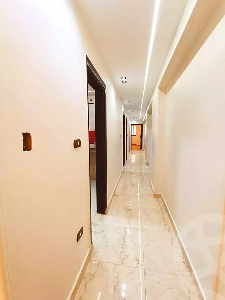 https://aqarmap.com.eg/ar/listing/7221995-for-sale-alexandria-sydy-bshr
