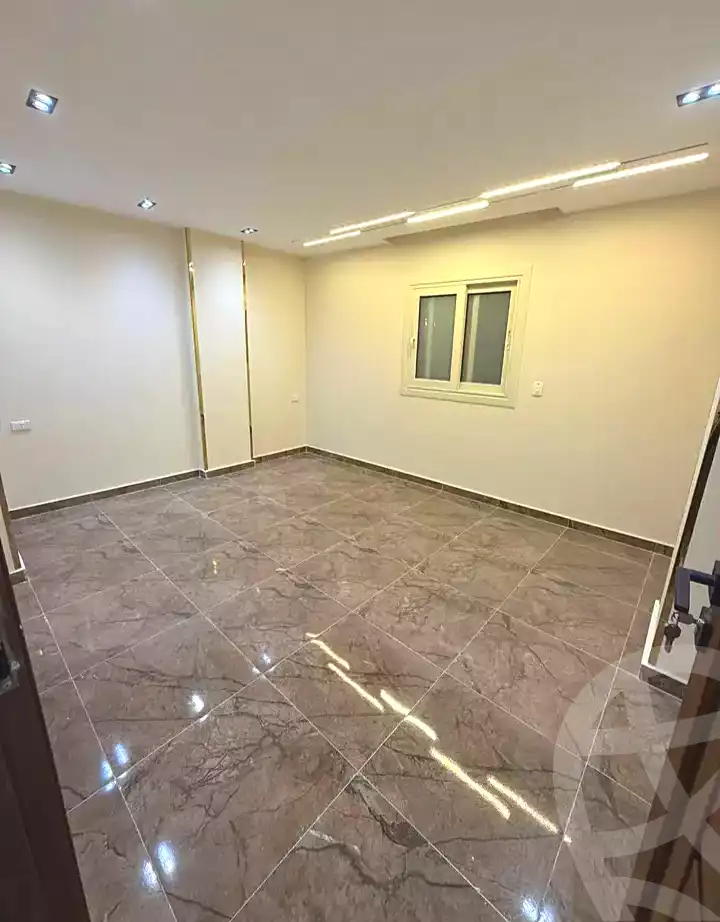 https://aqarmap.com.eg/ar/listing/7221988-for-sale-alexandria-al-agamy-lbytsh-shahr-al-assal-st