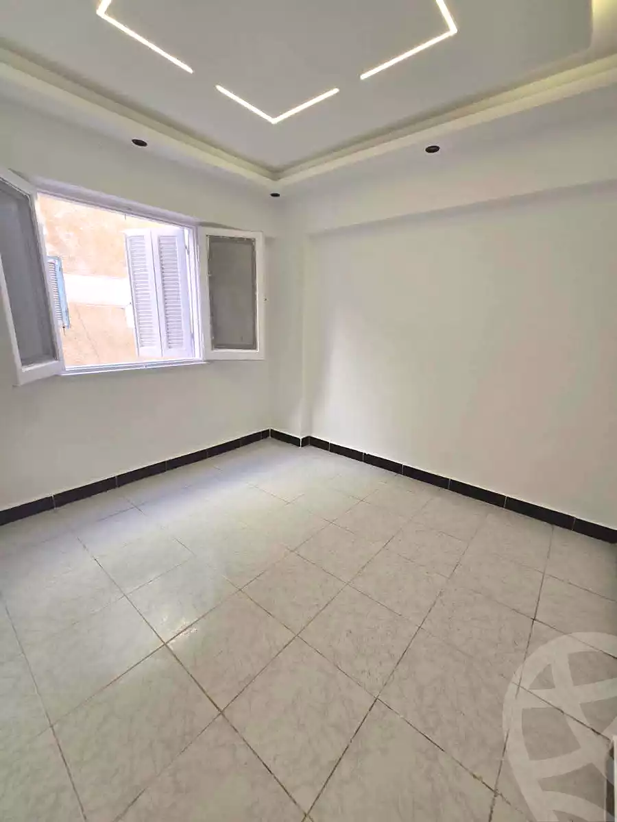 https://aqarmap.com.eg/en/listing/7222517-for-sale-alexandria-al-agamy-shataa-el-nakheel