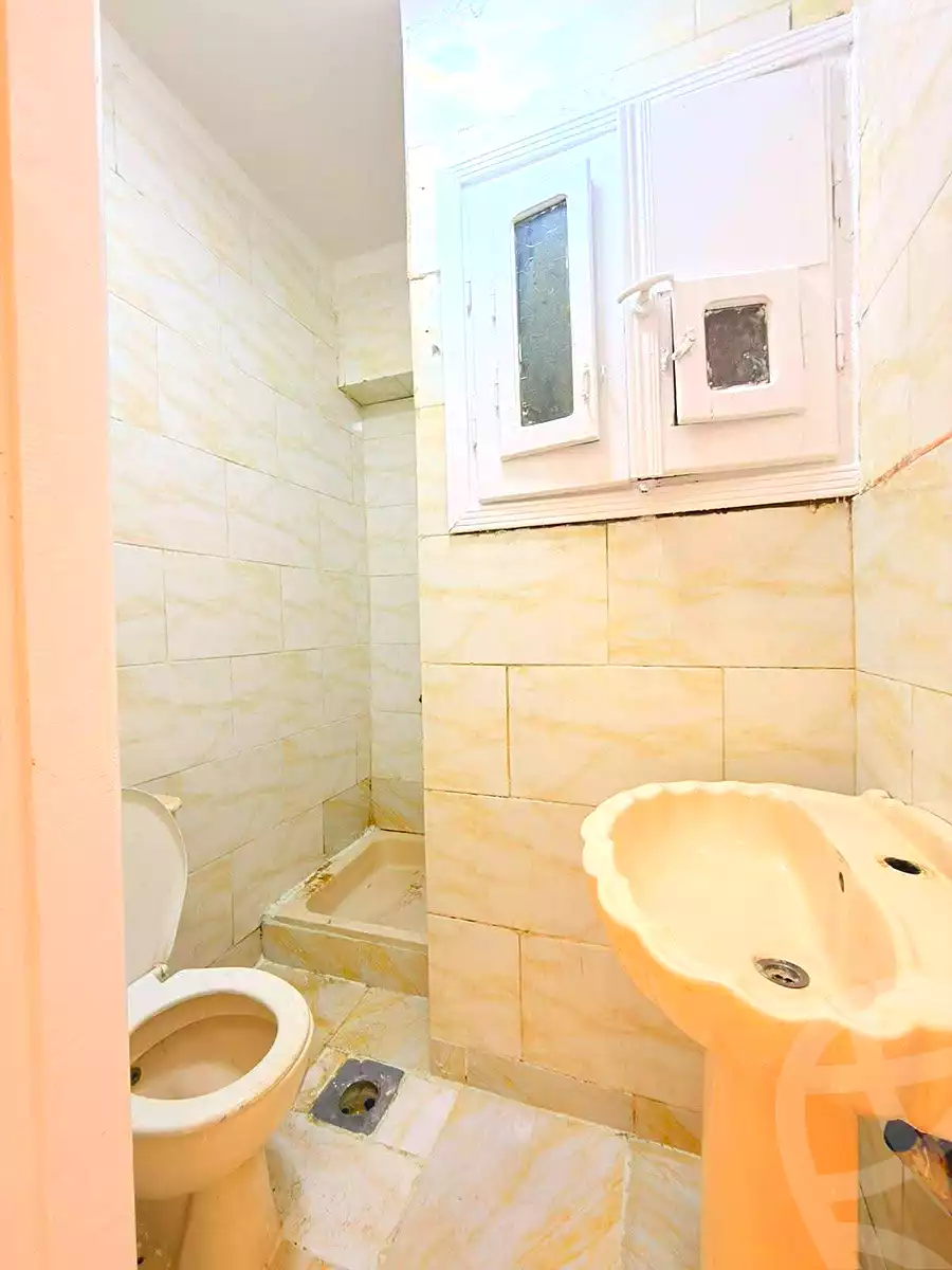 https://aqarmap.com.eg/ar/listing/7222531-for-sale-alexandria-al-agamy-shataa-el-nakheel