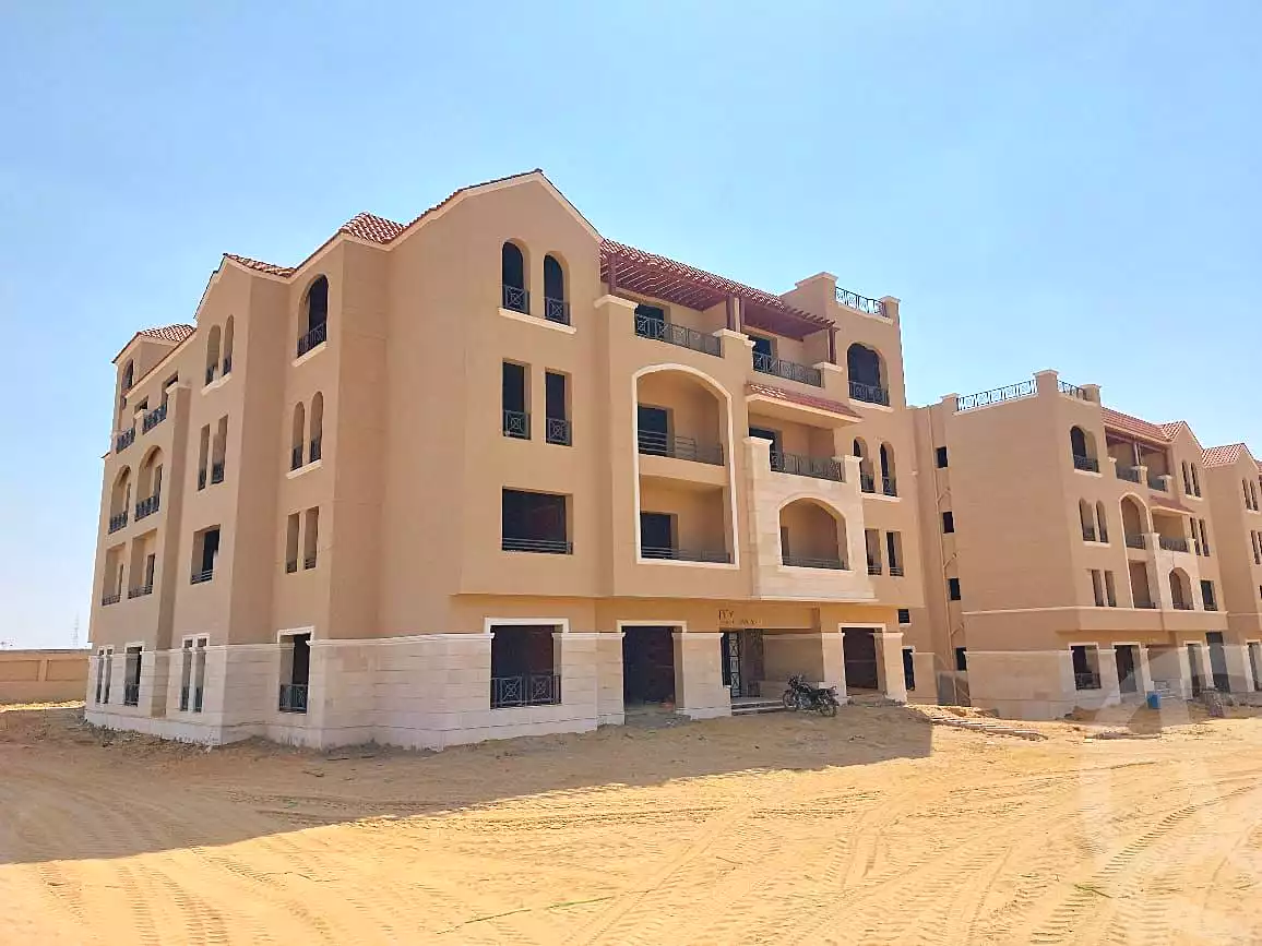 https://aqarmap.com.eg/ar/listing/7222471-for-sale-cairo-el-shorouk-compounds-yfy-ryzydns