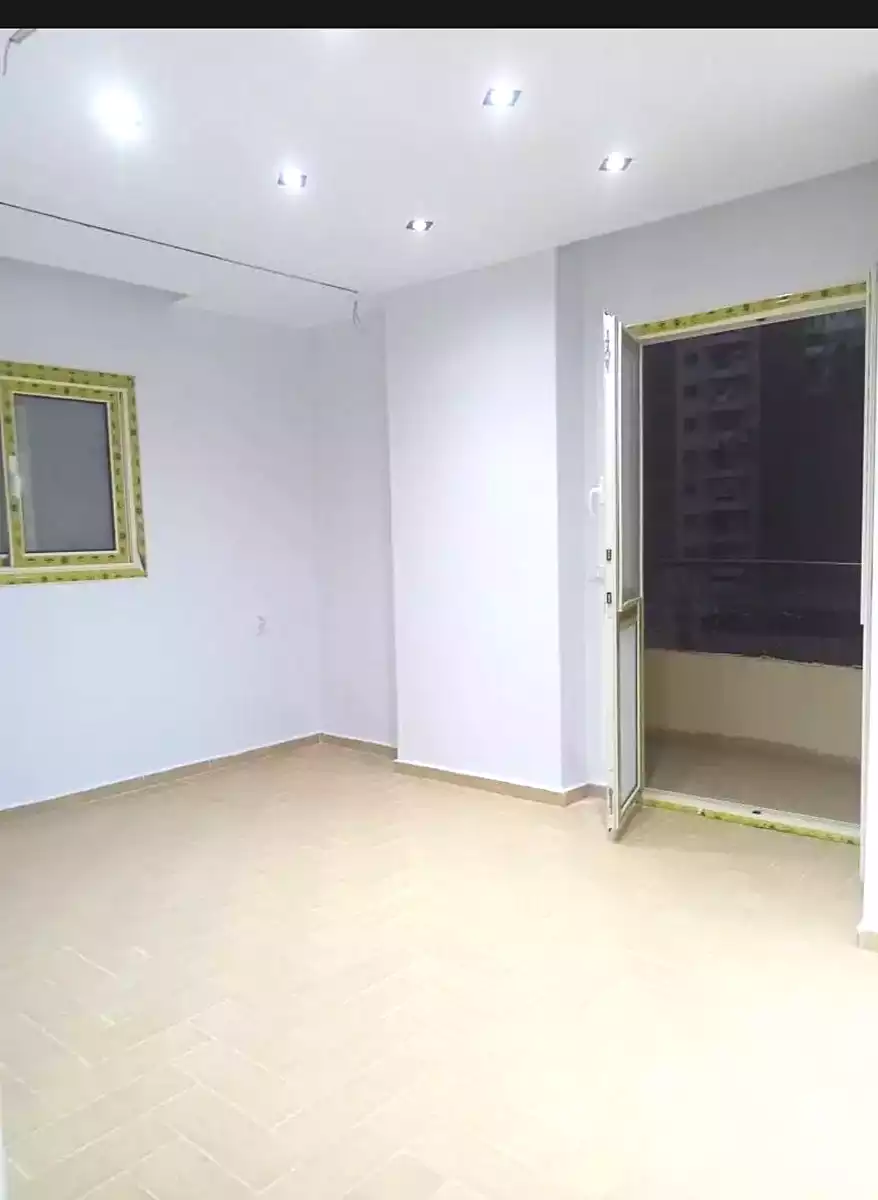 https://aqarmap.com.eg/ar/listing/7222839-for-sale-alexandria-sydy-bshr-sydy-bshr-bhry-gamal-abd-el-nasir-st