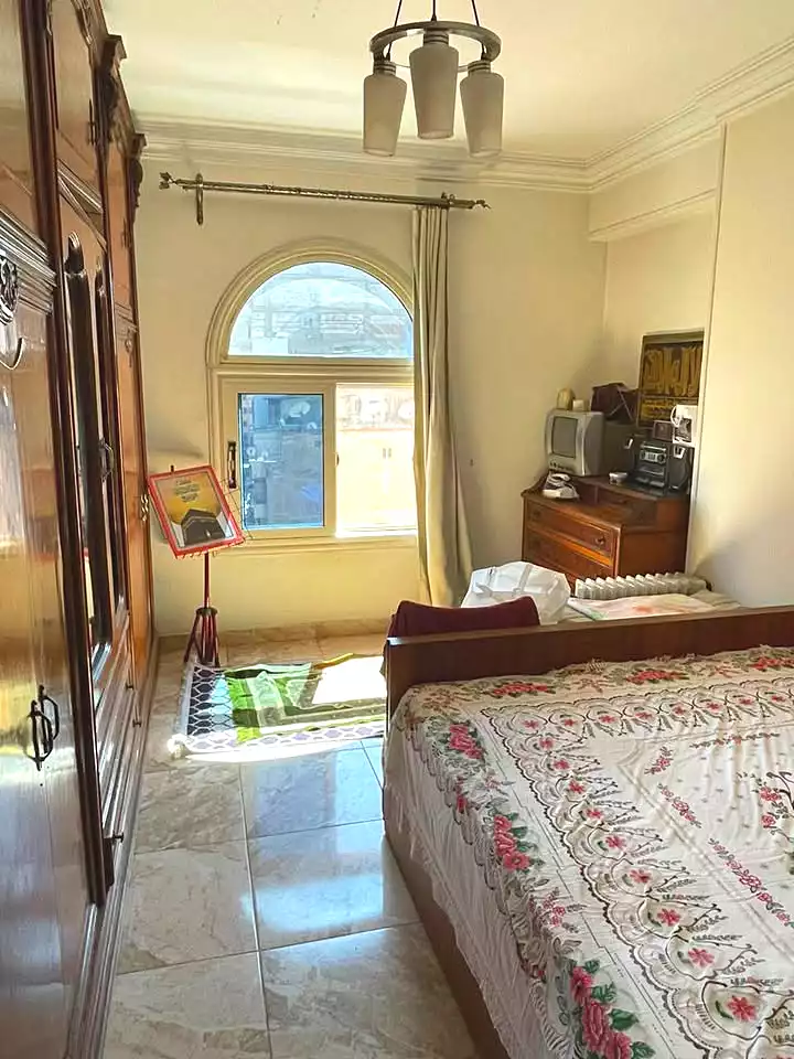 https://aqarmap.com.eg/ar/listing/7222969-for-sale-alexandria-moharram-bey-el-rasafa-st