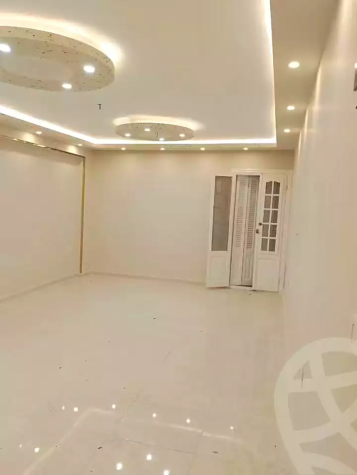 https://aqarmap.com.eg/ar/listing/7223075-for-sale-alexandria-lsywf-el-falki