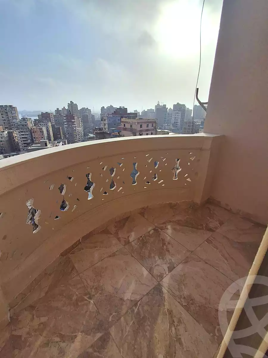 https://aqarmap.com.eg/en/listing/7223240-for-sale-alexandria-rs-ltyn