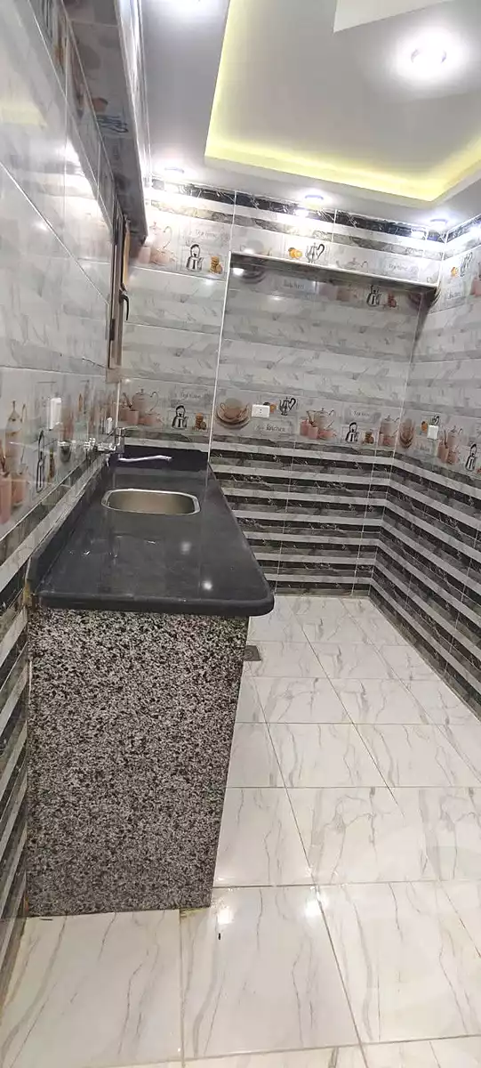 https://aqarmap.com.eg/en/listing/7223473-for-sale-alexandria-al-agamy-el-hanouvel-el-kholafaa-el-rashdeen-st
