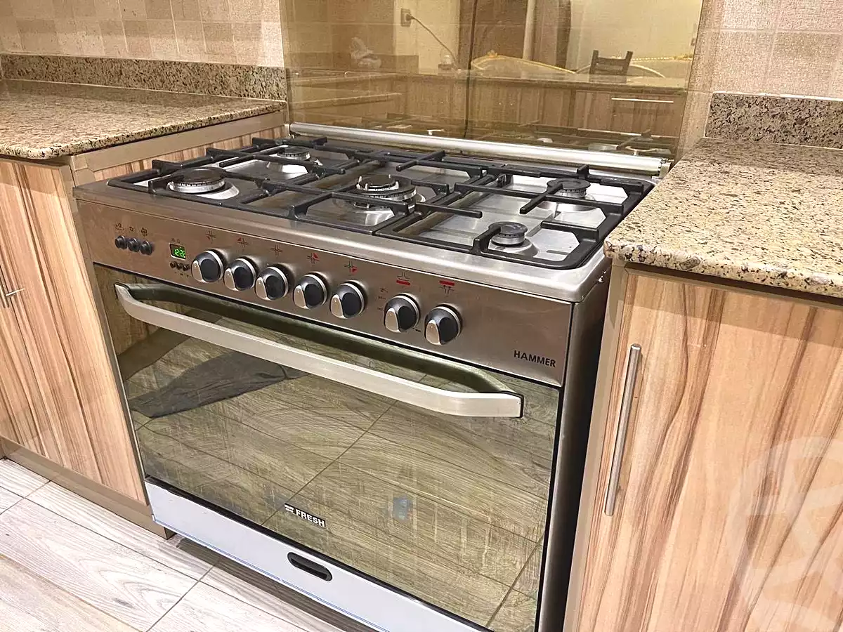 https://aqarmap.com.eg/ar/listing/7223597-for-sale-cairo-new-cairo-ganob-el-akadamiya-south-academy-g-youssef-el-sebae-st