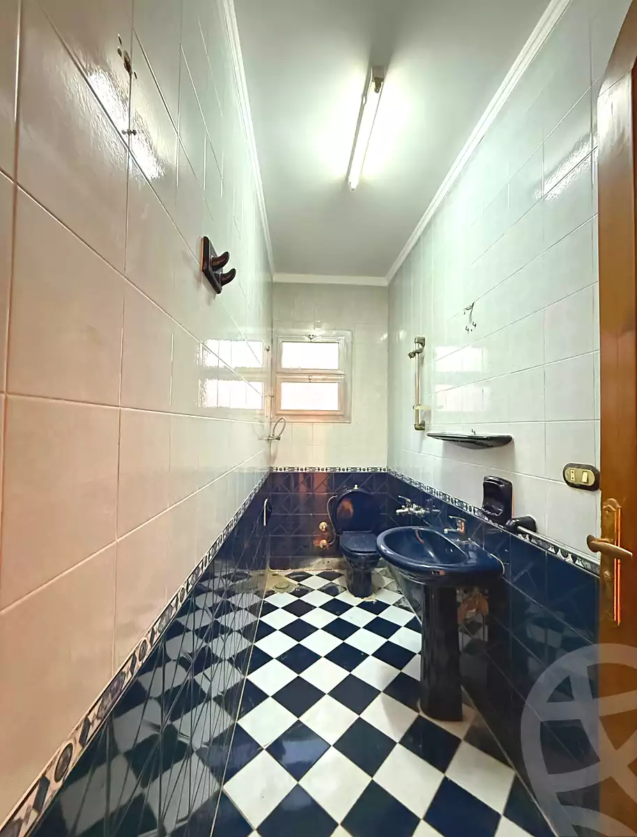 https://aqarmap.com.eg/en/listing/7223675-for-sale-cairo-mokattam-lhdb-l-ly-shareaa-9