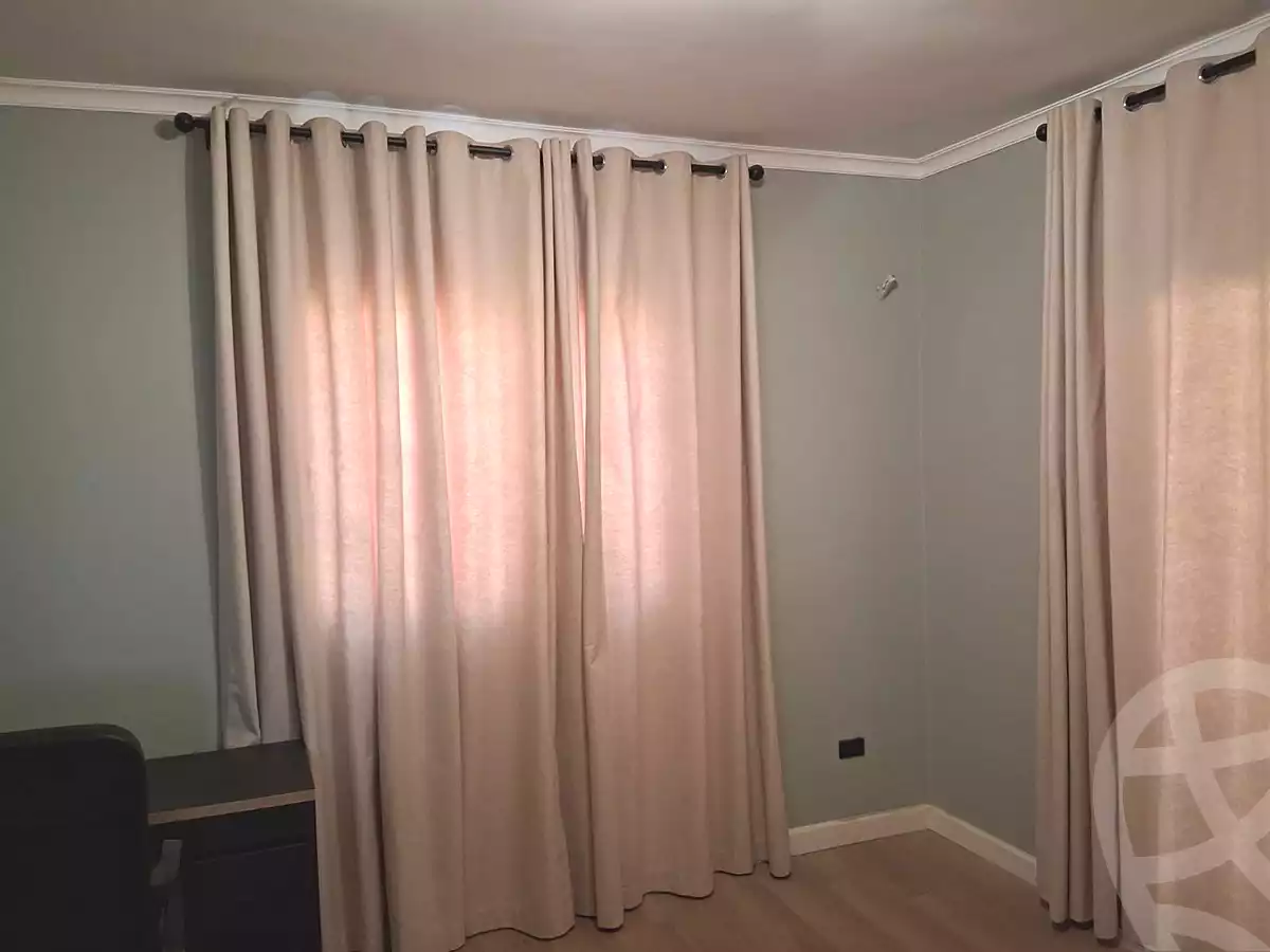 https://aqarmap.com.eg/en/listing/7223941-for-sale-cairo-new-cairo-compounds-zohour-life-compound