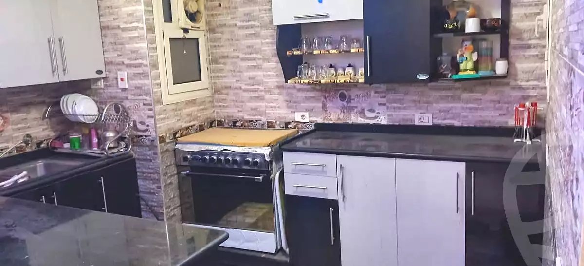 https://aqarmap.com.eg/ar/listing/7223984-for-sale-cairo-ain-shams-ain-shams-el-sharkia-sedky-st