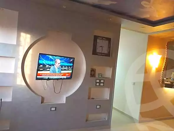 https://aqarmap.com.eg/ar/listing/7224005-for-sale-cairo-helwan-helwan-el-sharkeya-ryad-pasha-st
