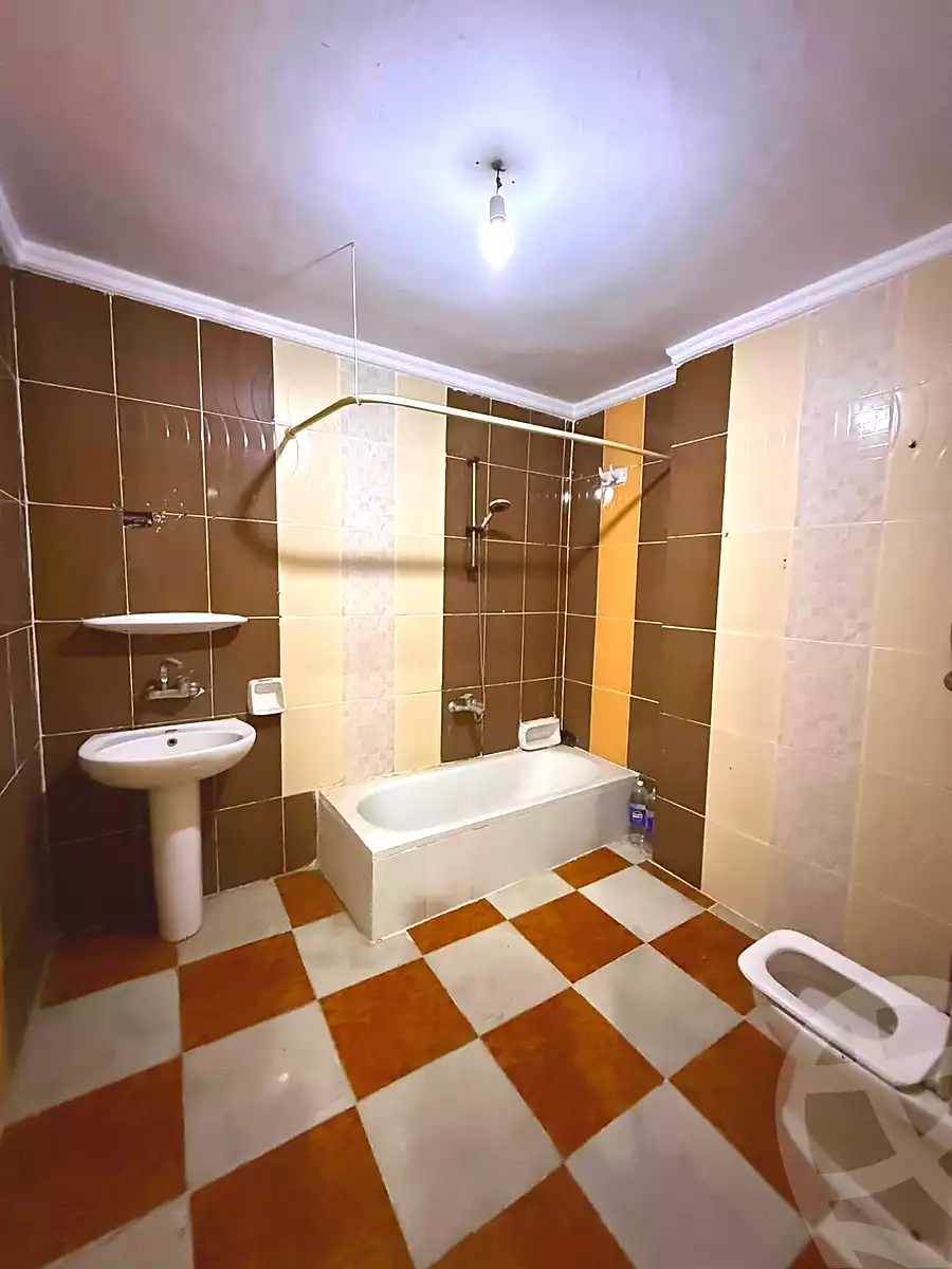 https://aqarmap.com.eg/ar/listing/7224335-for-sale-alexandria-el-mandara-alex-el-mandara-bahri-sidi-kamal-st