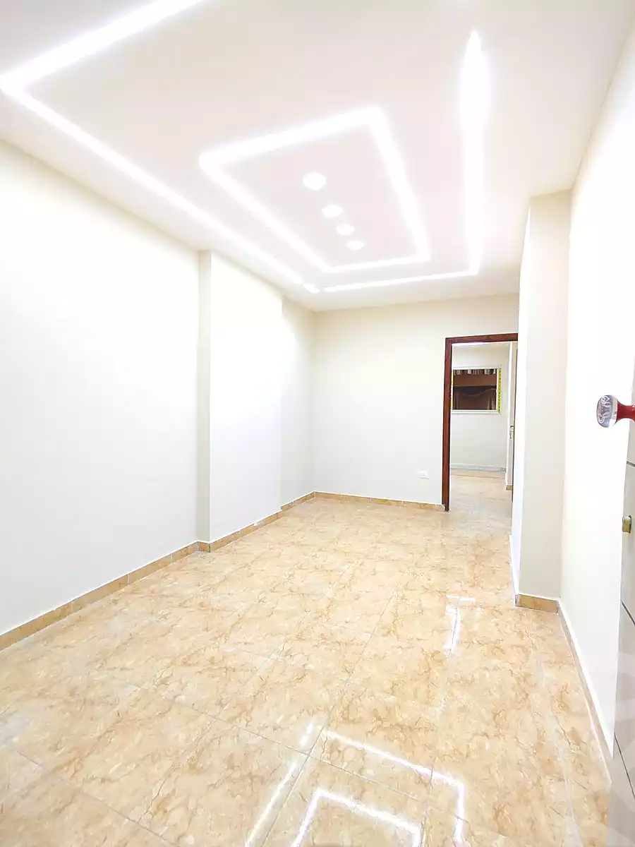 https://aqarmap.com.eg/ar/listing/7224353-for-sale-alexandria-lsywf-el-falki