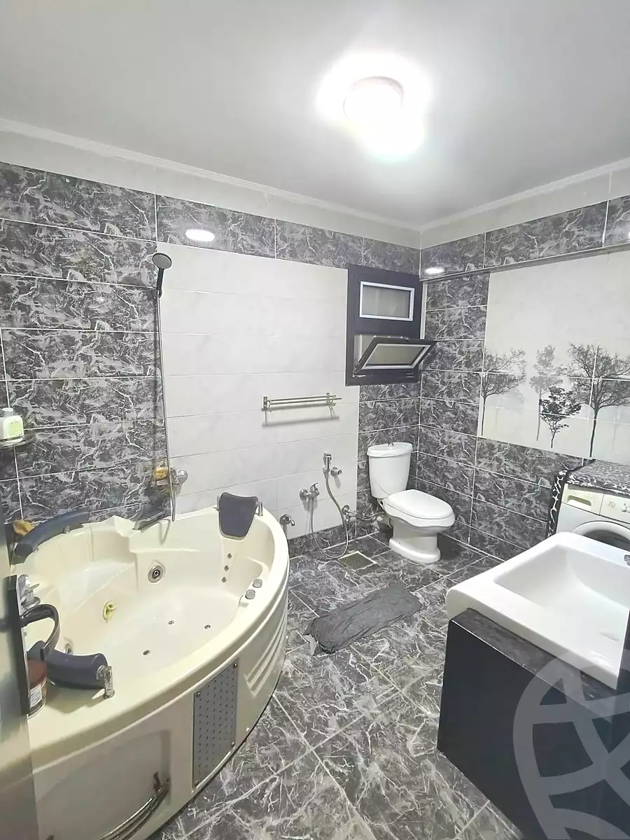 https://aqarmap.com.eg/ar/listing/7224362-for-sale-alexandria-sydy-bshr-sydy-bshr-bhry-shr-mhmwd-l-yswy