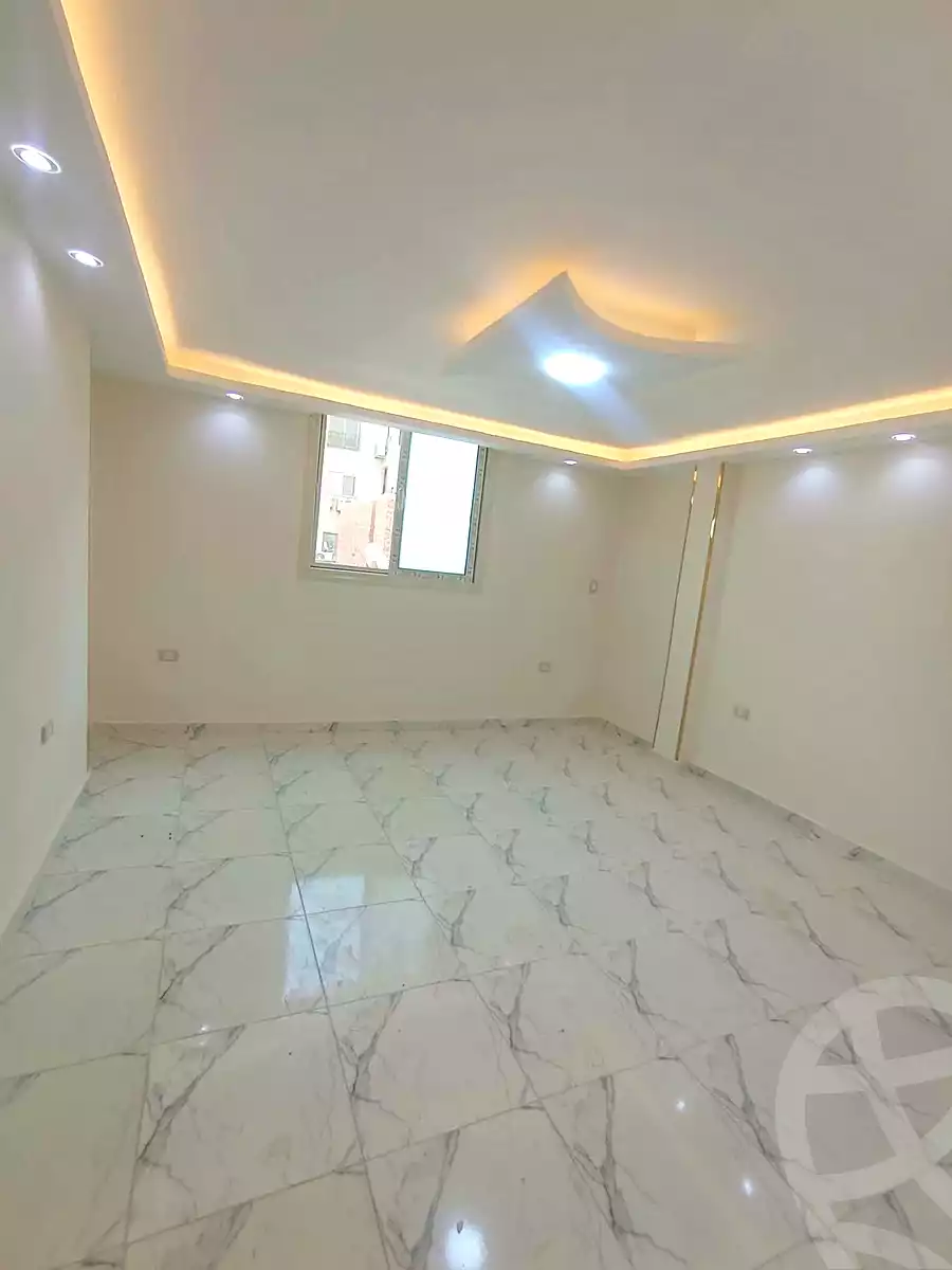 https://aqarmap.com.eg/ar/listing/7224368-for-sale-cairo-helwan-mohamed-sayed-ahmed-st