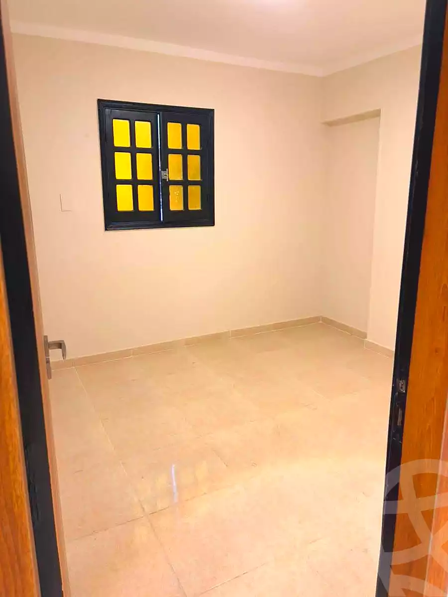 https://aqarmap.com.eg/ar/listing/7224443-for-sale-cairo-helwan-helwan-el-sharkeya-mostafa-safwat-st