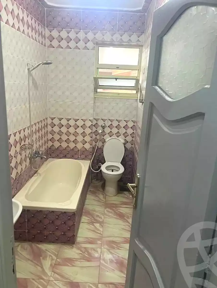 https://aqarmap.com.eg/en/listing/7224447-for-sale-alexandria-al-agamy-lbytsh-bianchiii-street-11