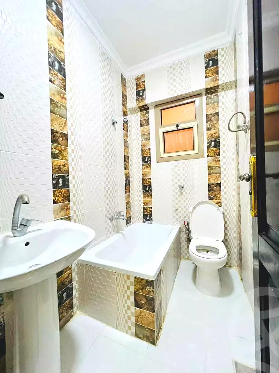 https://aqarmap.com.eg/en/listing/7224614-for-sale-alexandria-al-agamy-shataa-el-nakheel